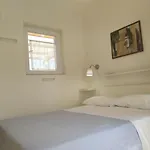 Ambra * Asztrída