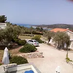 Ambra * Asztrída